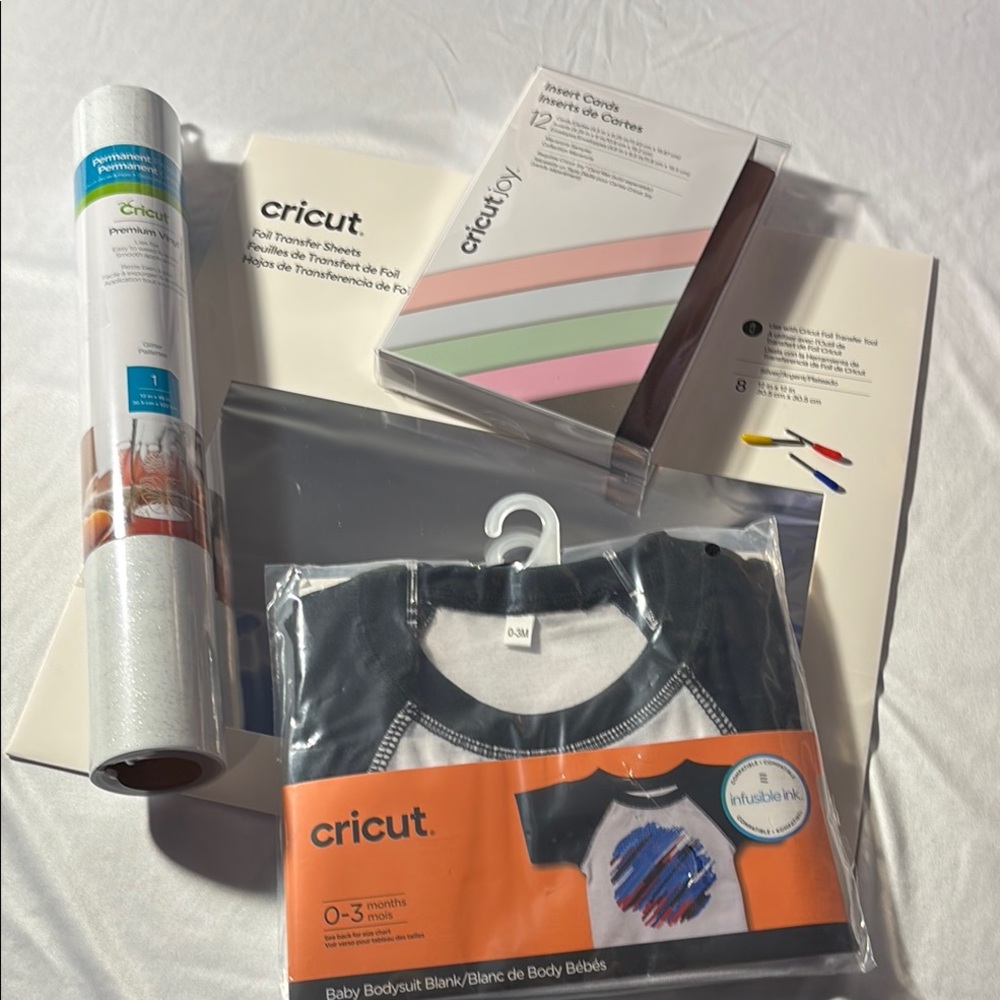Cricut Crafting Bundle All Items NWT!